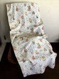 ピーターラビット　　ヴィンテージのファブリック   A