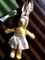 スカートはいた兎さん    ヴィンテージ    耳長ラビット