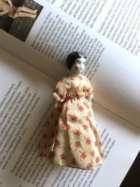 小さなサイズのチャイナヘッドドール　１１ｃｍ　ドールハウス　　人形の家　アンティーク　ドイツ　