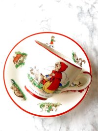 カップ＆ソーサー　赤ずきんちゃん　イングランドの古い窯　マザーグース