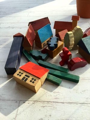 画像5: 積み木TOY        小さな家と動物たち        窓辺の箱庭 B
