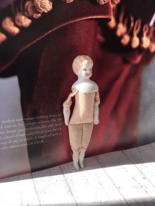 他の写真1: 小さいちいさいチャイナヘッドドール　ブロンドヘア   人形の家　未使用　アンティーク　ドイツ