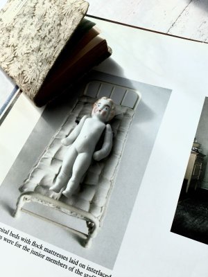 画像1: ブロンドヘアのミニチュアドール　人形遊び　ジャーマンアンティーク　ドールハウス