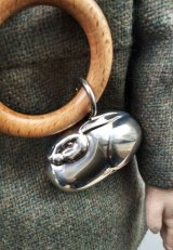 ふくらしうさぎ　 シルバー     ✴︎   銀色ラビット         ベビーラトル       アンティーク        
