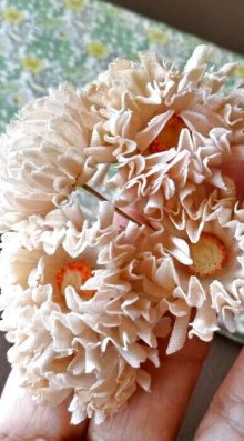 他の写真1: ヴィンテージの布花　コサージュ   ★ブーケ　ドール制作    　素材　造花　２．