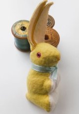 タンポポ色のうさぎ    ★ 海を渡ったジャパンラビット     ８ｃｍ     イースターラビット