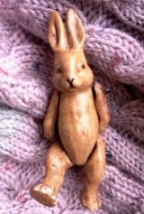 オールビスクのうさぎ　HERTWIG 　ヘルトヴィッヒのラビット　６，６ｃｍ　HERTWIG