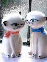 白猫さんのソルト＆ペッパー　ホルトハワード
