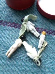 他の写真1: ミニチュアドール　フローズンシャーロット　  人形遊び 　　１９世紀　　　　　　