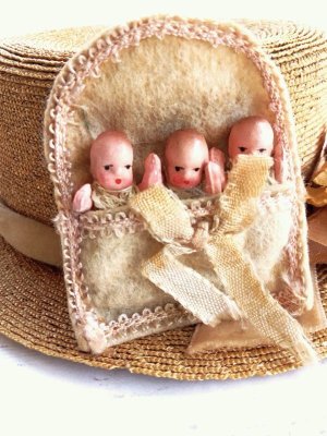 画像1: 三つ子ちゃん　ミニチュアドール　人形遊び　ジャーマンアンティーク　ドールハウス