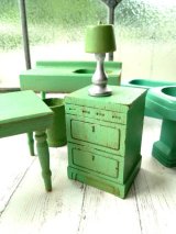 古い時代のミニチュア家具　セット　人形の家　アンティーク　ドールハウス