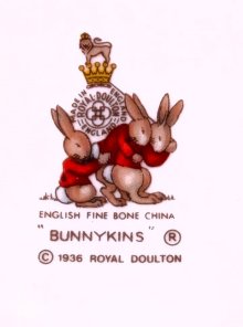 他の写真3: バニキンズのティーポット　イングランドのウサギたち　ロイヤルドルトン