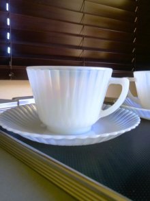 他の写真2: 白い食器でお茶を！　カップ＆ソーサー　★マクベス エバンス　ミルクガラス