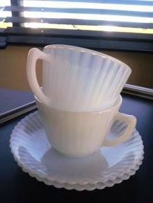 他の写真1: 白い食器でお茶を！　カップ＆ソーサー　★マクベス エバンス　ミルクガラス