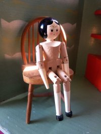 ペグドール　オランダ人形　１０，３ｃｍ　人形の家　from  LONDON