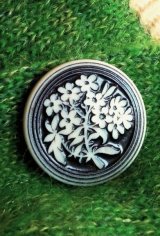 デザインの素敵な ARTID BUTTON　フラワーブーケ  ボタン  １９４０年代