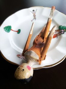 他の写真2: 小さなペグドール　オランダ人形　人形の家　アンティーク 　１１ｃｍ　ウッデンドール 