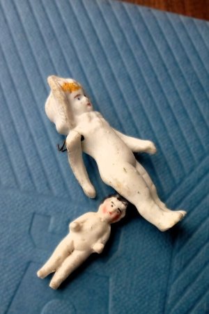 画像2: フローズンシャーロット　ボンネットヘッド　２体セット　１９世紀　アンティーク　人形遊び