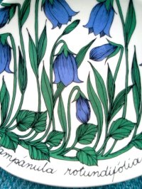 青い花の飾り皿　カンパニュラ　ARABIA　アラビア　ボタニカシリーズ