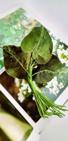 他の写真1: ベルベットのスミレ　すみれ色の花束　布花　コサージュ