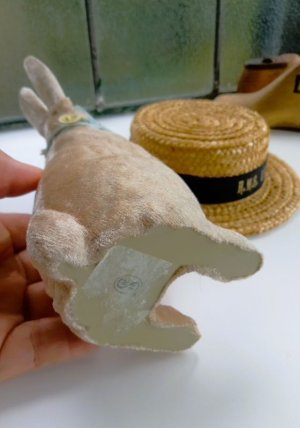 画像6: 花飾りを結んだベルベットラビット　１４ｃｍ　スタンディングポーズ　ヴィンテージ