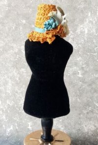 麦色のフラワーハット　D　人形用    麦わら帽子  ミニチュアサイズ　
