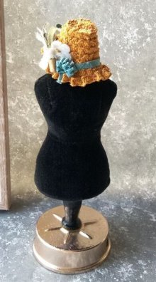 他の写真3: 麦色のフラワーハット　D　人形用    麦わら帽子  ミニチュアサイズ　