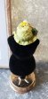 画像2: 若草色のフラワーハット　E　人形用    麦わら帽子  ミニチュアサイズ　 (2)