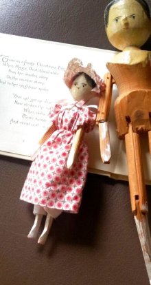 他の写真3: 小さなサイズのペグドール　人形の家　アンティーク 　１７ｃｍ　ウッデンドール 