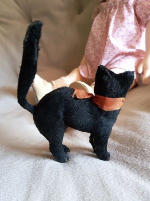 画像2: ガラス目の黒猫さん　アンティークキャット　赤いリボン結んだくろねこ　　