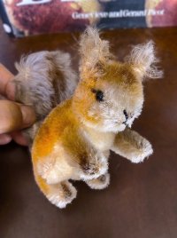 ふさふさ尻尾のリス　POSSY　シュタイフ　ヴィンテージ　 １０ｃｍ