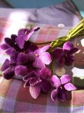 ベルベットのスミレ　すみれ色の花束　布花　コサージュ