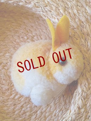画像1: HAPPY PRICE！　シュタイフのポンポンうさぎ　４ｃｍ　毛糸玉　カステラ色のウールラビット