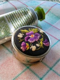  春の針仕事に　テープメジャー　刺繍が可愛らしい巻き尺　ソーイングコレクション