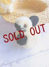 HAPPY PRICE！　シュタイフのパンダうさぎ　４ｃｍ　毛糸玉　WOOL　ポンポンラビット