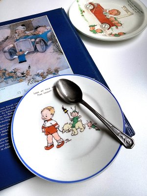 スプーンはサイズ比較用