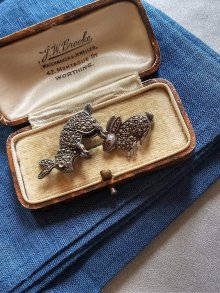 他の写真2: うさぎのブローチ　銀細工　シルバー　２点セット