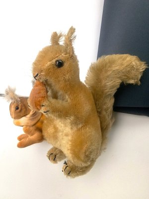 左（約9cm）はサイズ比較用です