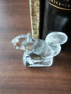 画像5: ガラスの置物　小さなリス　窓辺のオブジェ　硝子のりす