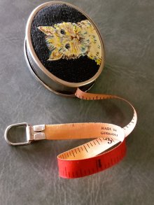 他の写真2: テープメジャー　おすまし猫さんの刺繍　ヴィンテージ　裁縫コレクション