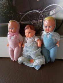 他の写真3: 眠り目ベビー　ヴィンテージ　ドールハウス　３体セット　アリ ドール　ミニチュア