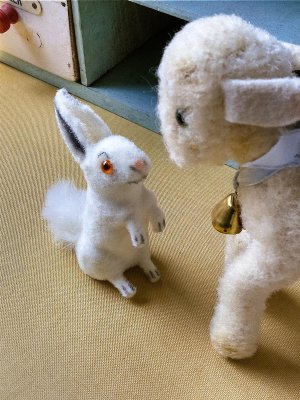 画像1: 元気いっぱいのちびっこうさぎ　白兎　ワグナー社　WAGNER　ラビット