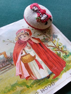 画像2: 赤ずきんちゃんとオオカミ 　ヴィクトリアンカード＆ブローチ　ライオンコーヒー
