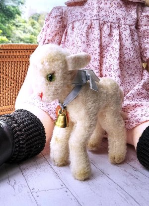 画像1: 子羊　LAMBY　シュタイフ　小さいサイズ