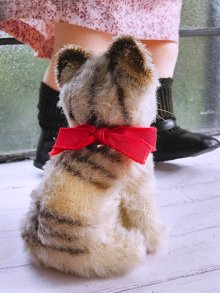 他の写真1: HAPPY PRICE！　お座り猫さん　SUSI　シュタイフ　キャット　１０ｃｍ　