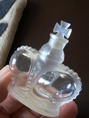 画像1: 王冠ボトル　フロストガラス　窓辺のオブジェ　香水瓶　Prince Matchabelli