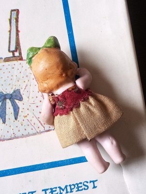 画像3: 緑のリボンの女の子 　オールビスク　HERTWIG　ヘルトヴィヒ　アンティークドール　　　　