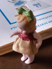 他の写真2: 緑のリボンの女の子 　オールビスク　HERTWIG　ヘルトヴィヒ　アンティークドール　　　　