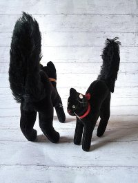目が点になってるベルベットの黒猫　トムキャット　シュタイフ　８ｃｍ