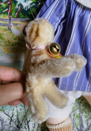 画像3: 鈴をさげた仔猫のタプシー　TAPSY　８ｃｍ　シュタイフのしま猫　